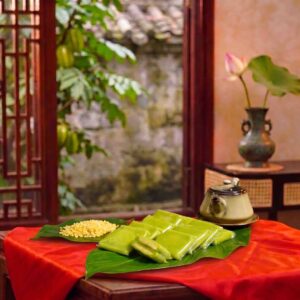 Bánh cốm Làng Vòng nhân đậu xanh dẻo thơm truyền thống Hà Nội