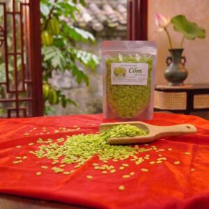 Cốm khô Làng Vòng sấy tự nhiên giữ hương thơm nếp non